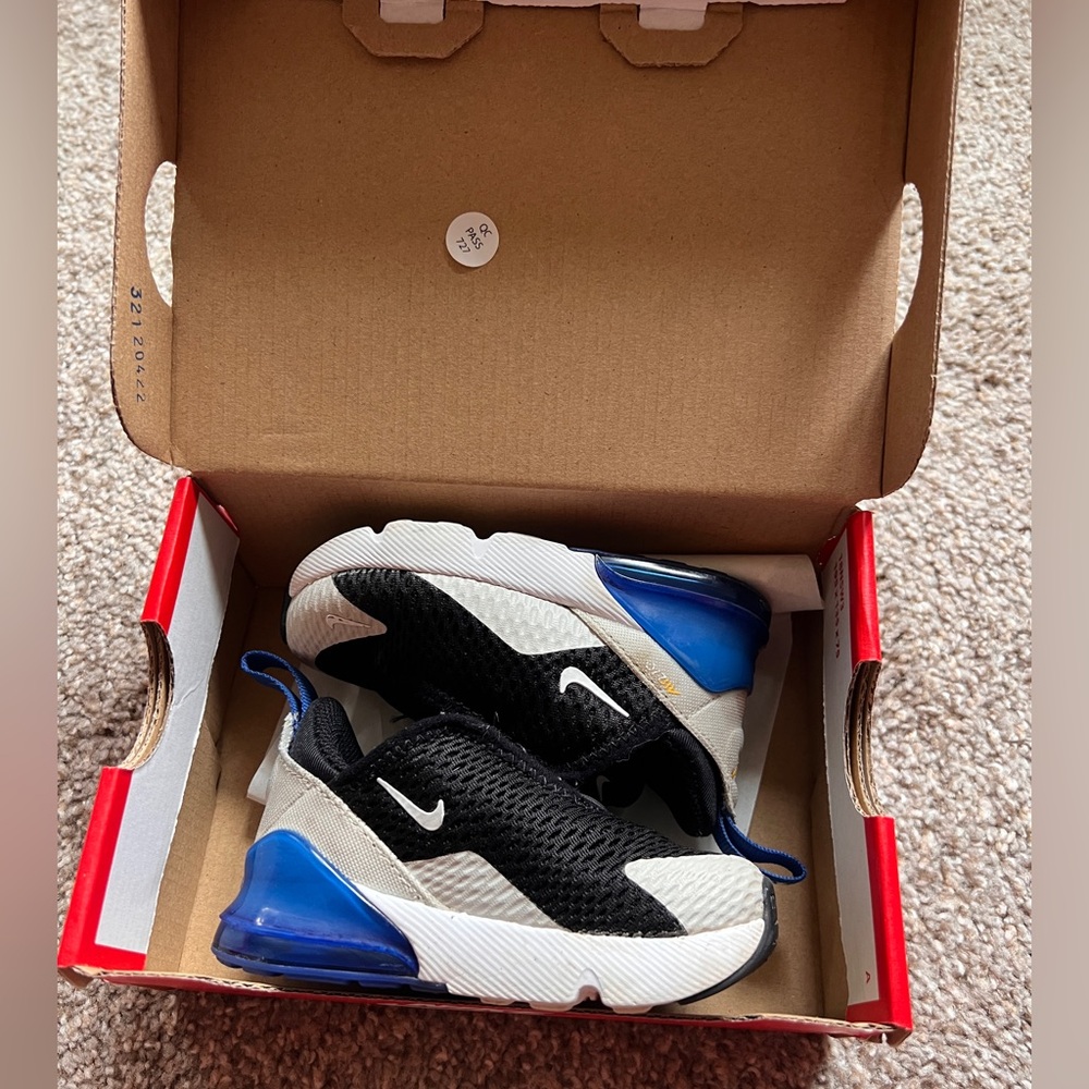 Nike Air Max 270 boys Black and Royal blue sneakers 6c with box B1G1 50% off